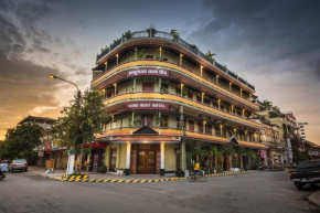 Отель Seng Hout Hotel  Battambang